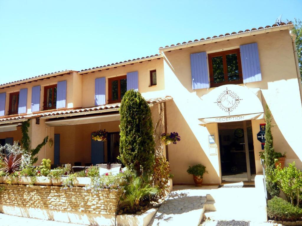 Hotel Mistral Mas-Blanc-des-Alpilles Exterior foto
