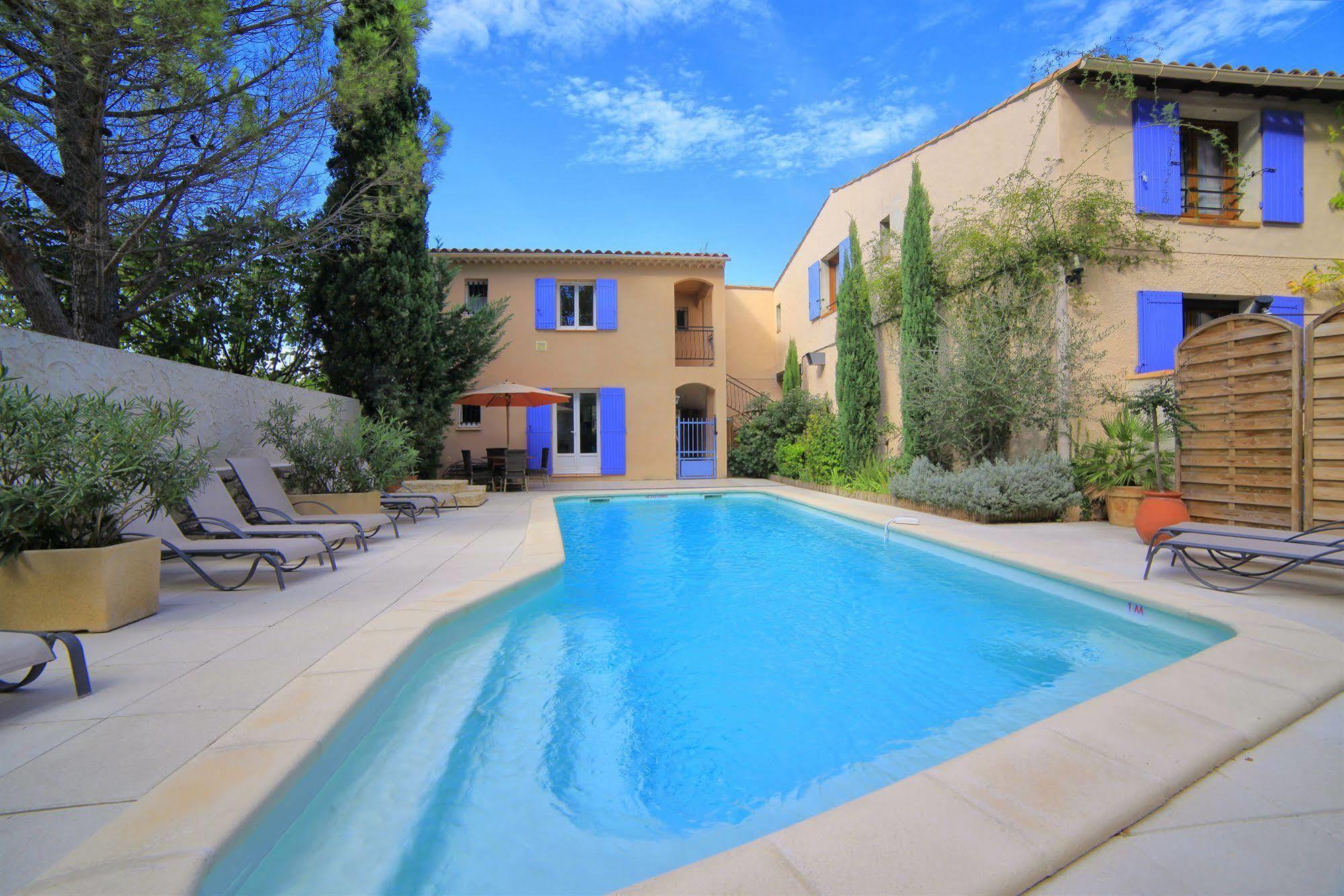 Hotel Mistral Mas-Blanc-des-Alpilles Exterior foto
